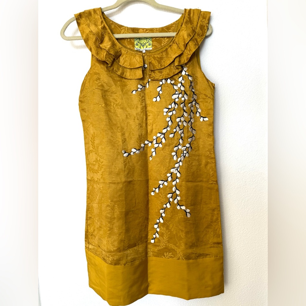 Anthropologie Floreat mini dress with gorgeous embroidery size 2 gold mustard